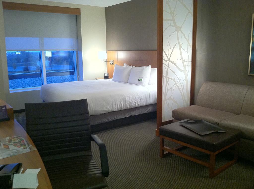 Hyatt Place Detroit/Novi Habitación foto